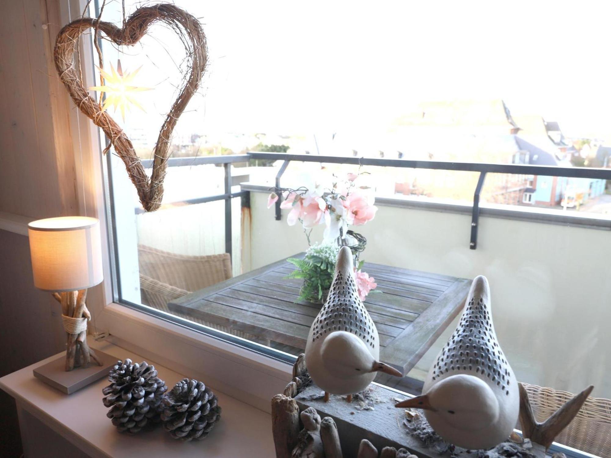 Schoenes Neues Hochwertig Renoviertes 2-Zimmer Appartement In Der 4. Etage. 베스터란트 외부 사진